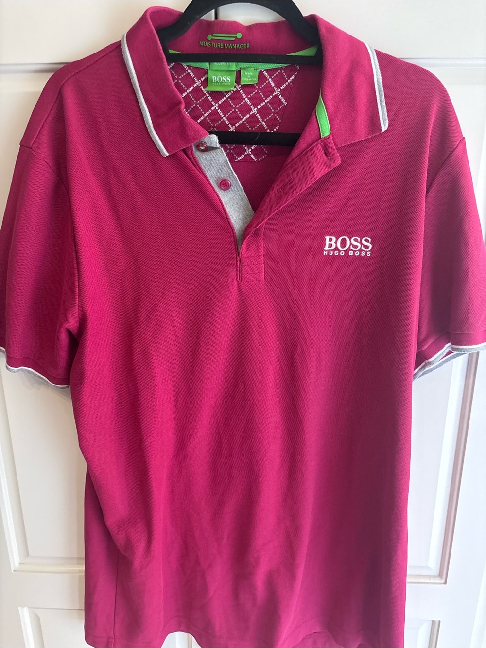 Hugo Boss Men’s Pink Polo Shirt size m